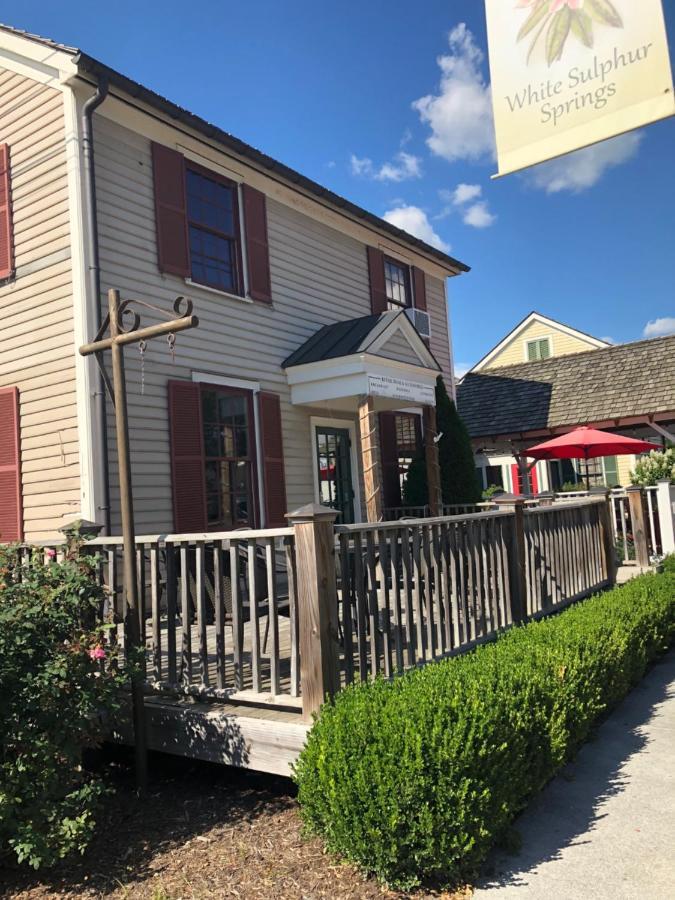 וויט סולפור ספרינגס Howard'S Creek Inn מראה חיצוני תמונה